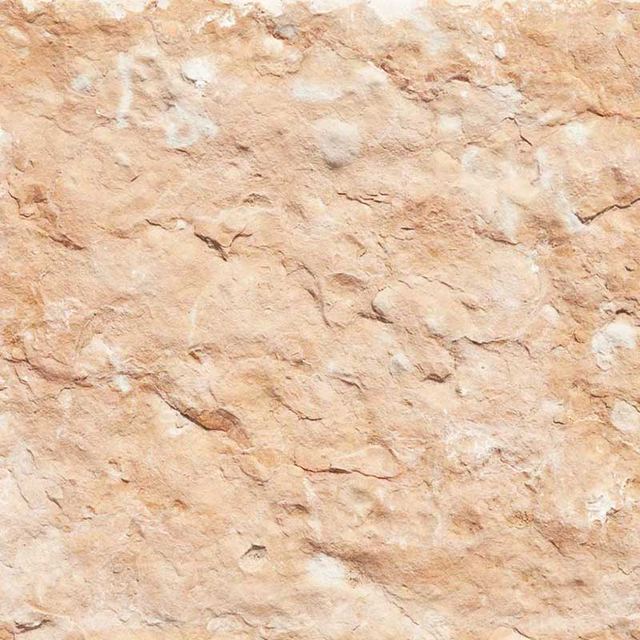 Pietra della Lessinia rosa a spacco di cava